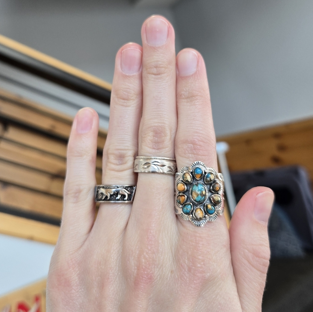 Spiny Oyster Sterling Ring - Picture 3 of 5